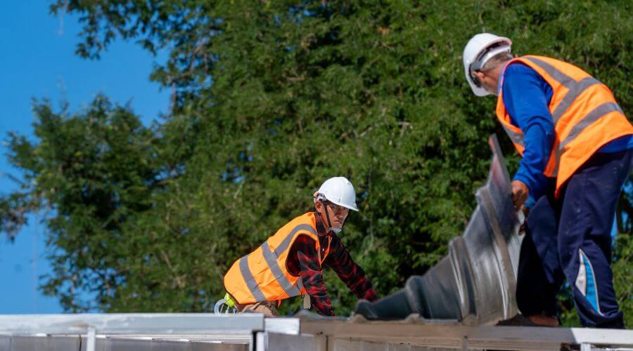 Professional New roof installation in Bleiblerville, TX